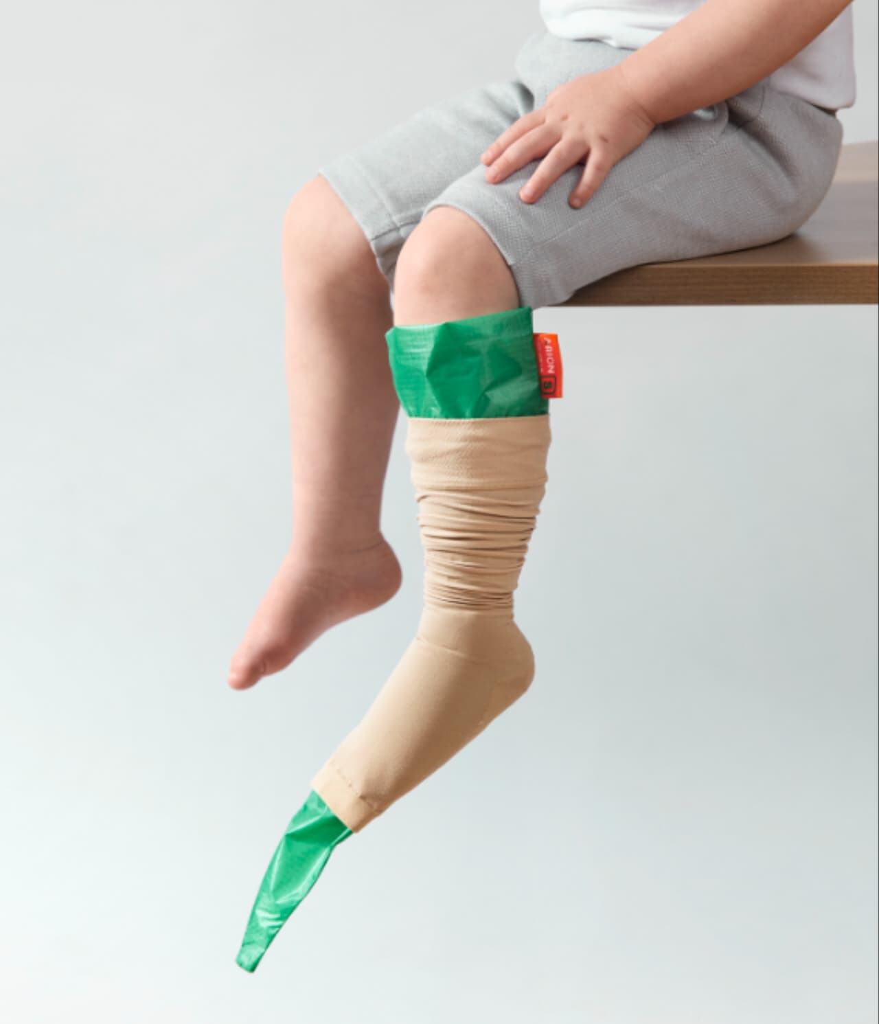 Arion Easy-Slide Kids Compression Donning Aid